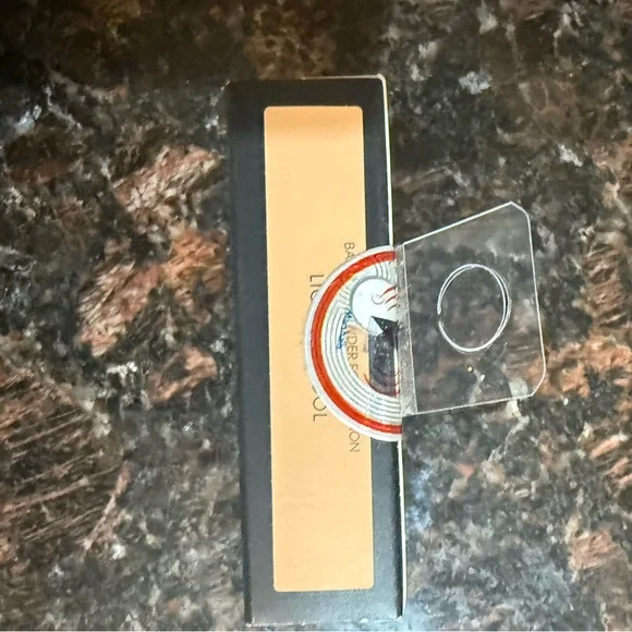 bareMinerals BarePRO 16HR Skin Perfecting Powder Foundation Compact LIGHT COOL - Picture 8 of 8